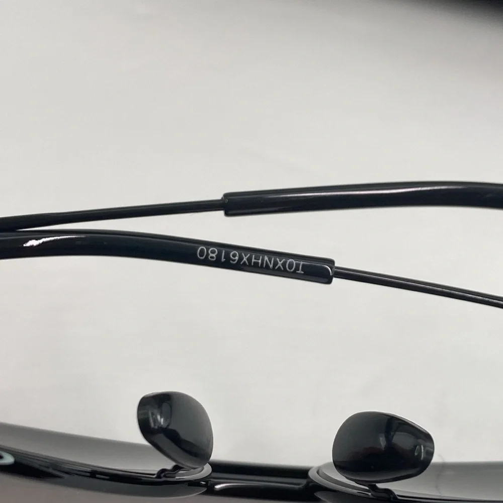 💯- New Authentic Gucci Black Aviator Sunglasses GG0908S-004 65